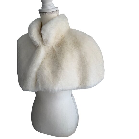 ALBERTO MAKALI Vintage White Synthetic Fur Bolero Shrug Size Small - Picture 2 of 7